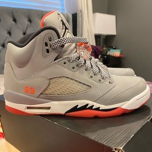 Jordan Retro 5, Grey and Pink Jordan. GREAT condition